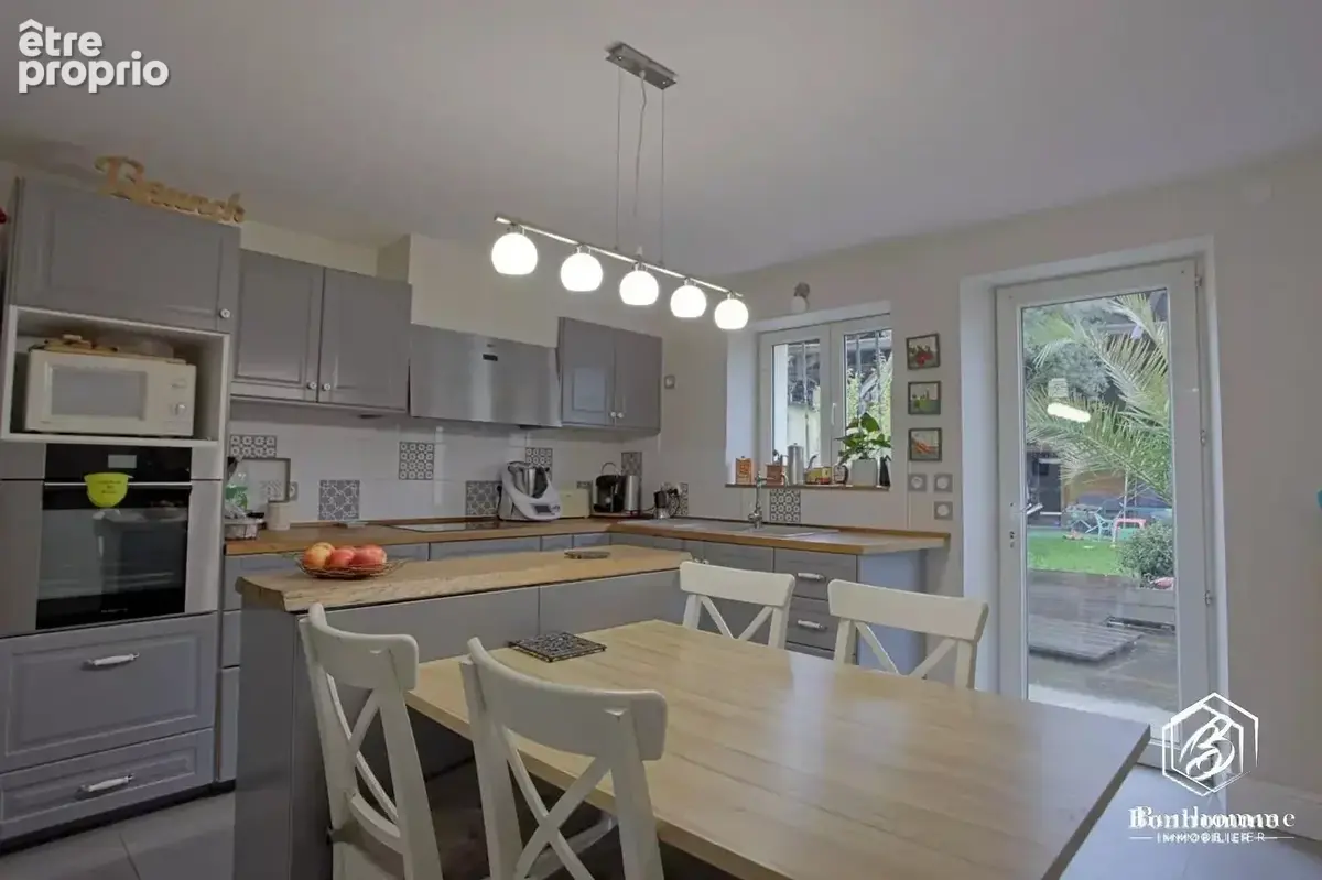Maison 177 m² 5 pièces - Portets - photo 4