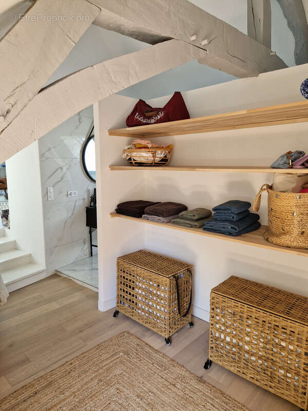 Maison à LA CHAPELLE-SAINT-MESMIN