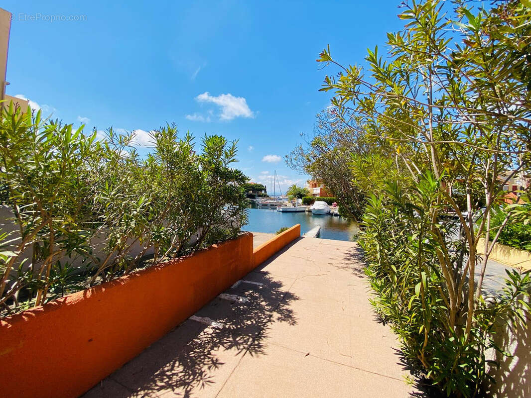 Barcarès : Superbe appartement avec terrasse et ponton privatif - photo 14