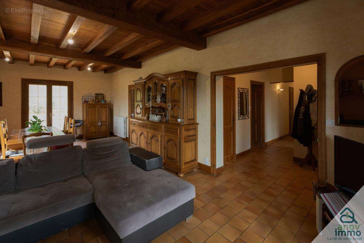 Maison à MORNAC