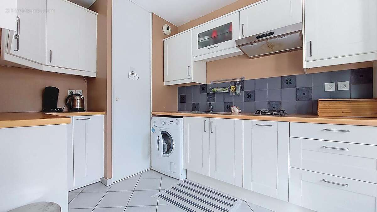 Appartement à LYON-8E