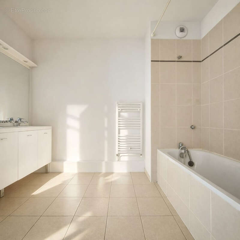 Appartement à VILLENAVE-D'ORNON