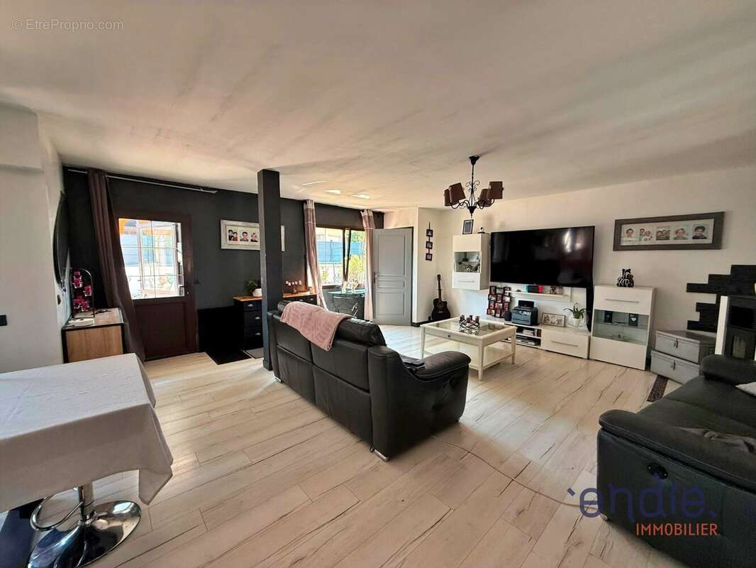 Maison familiale de 190 m²  À 5 minutes du centre-ville de Concarneau - photo 5