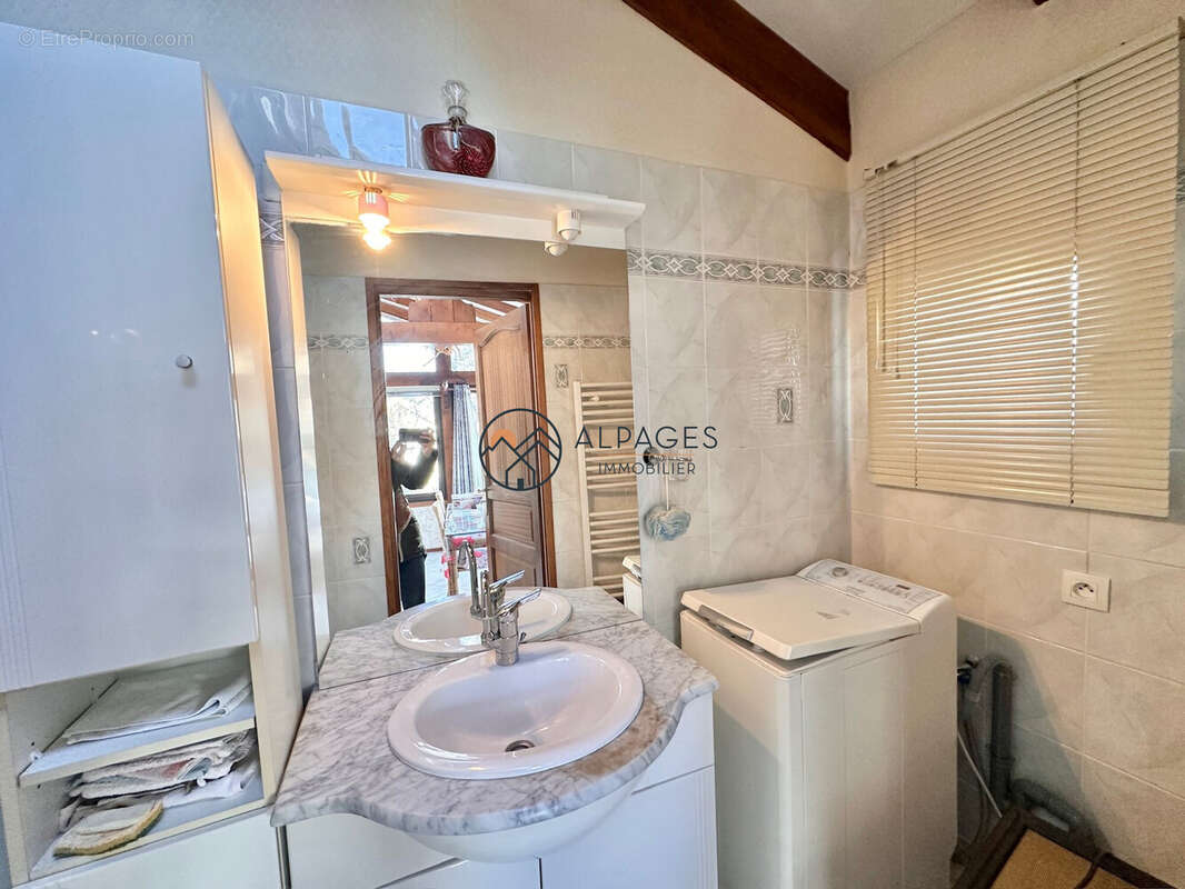 Maison à L'ARGENTIERE-LA-BESSEE