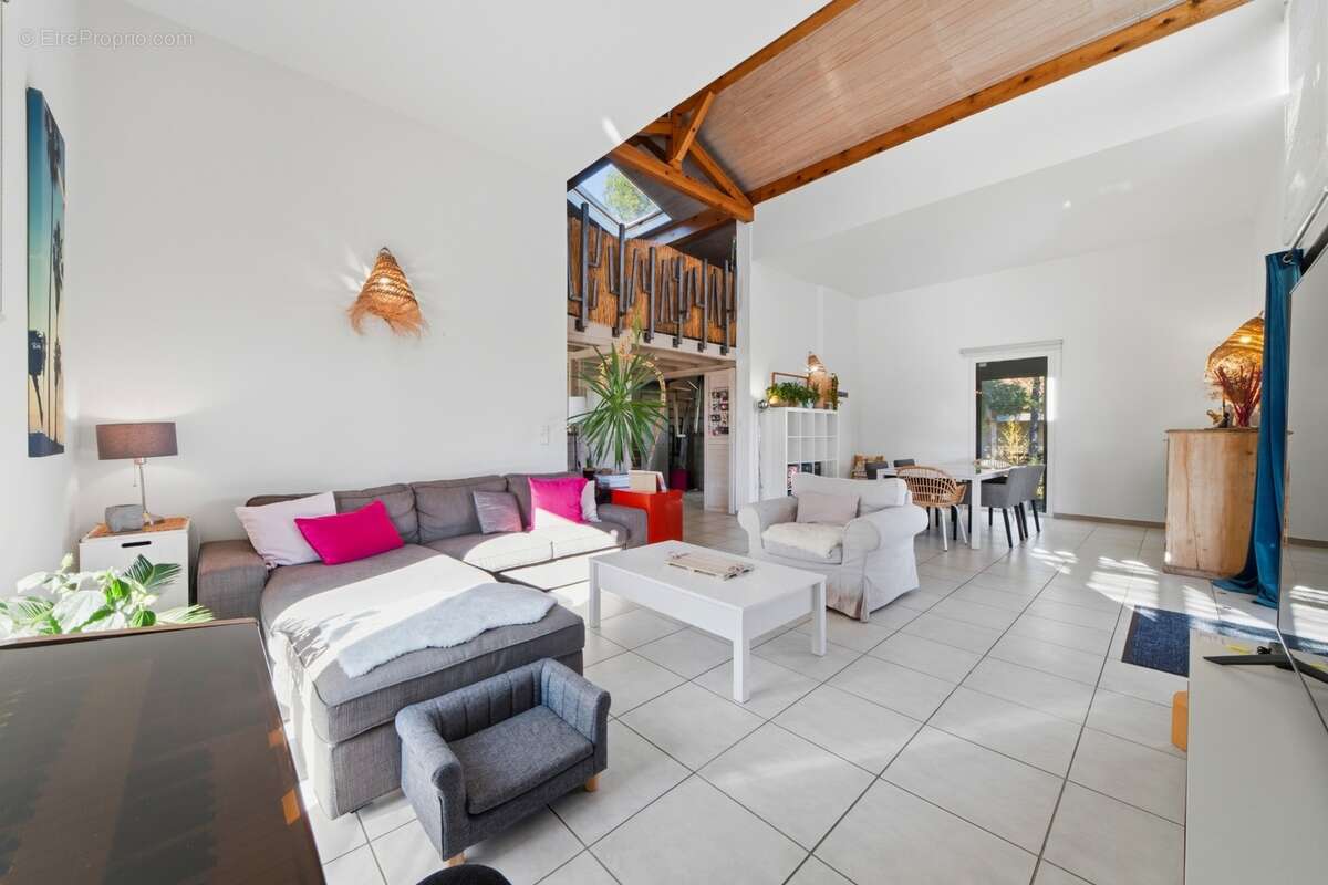 Une vue exceptionnelle, un environnement préservé, une maison pensée pour profiter pleinement de chaque instant - photo 15