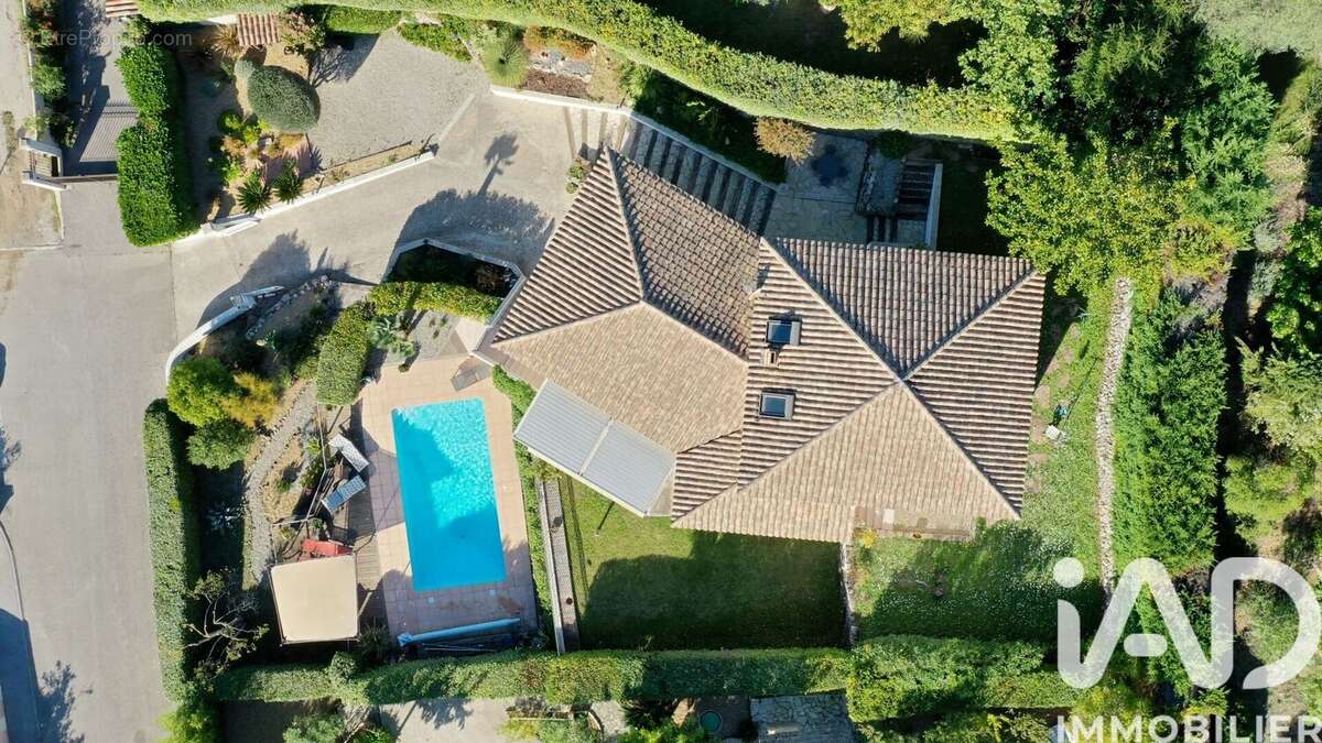 Photo 2 - Maison à EVENOS