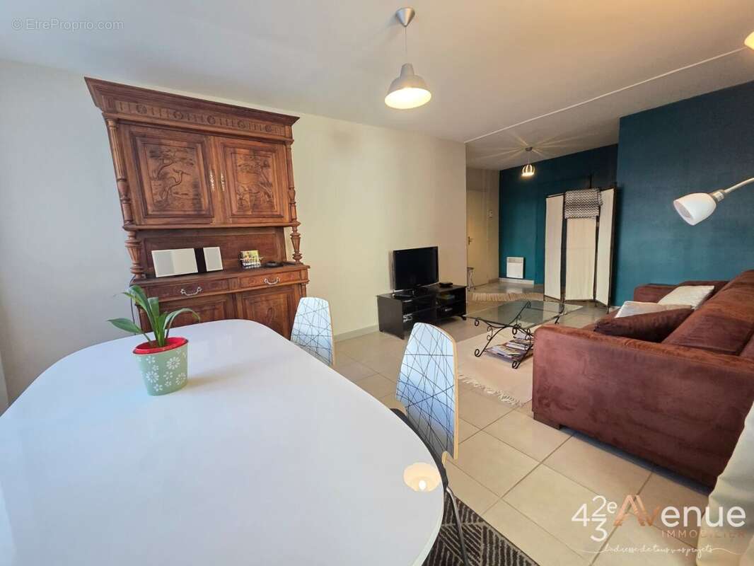 Appartement à SAINT-ETIENNE