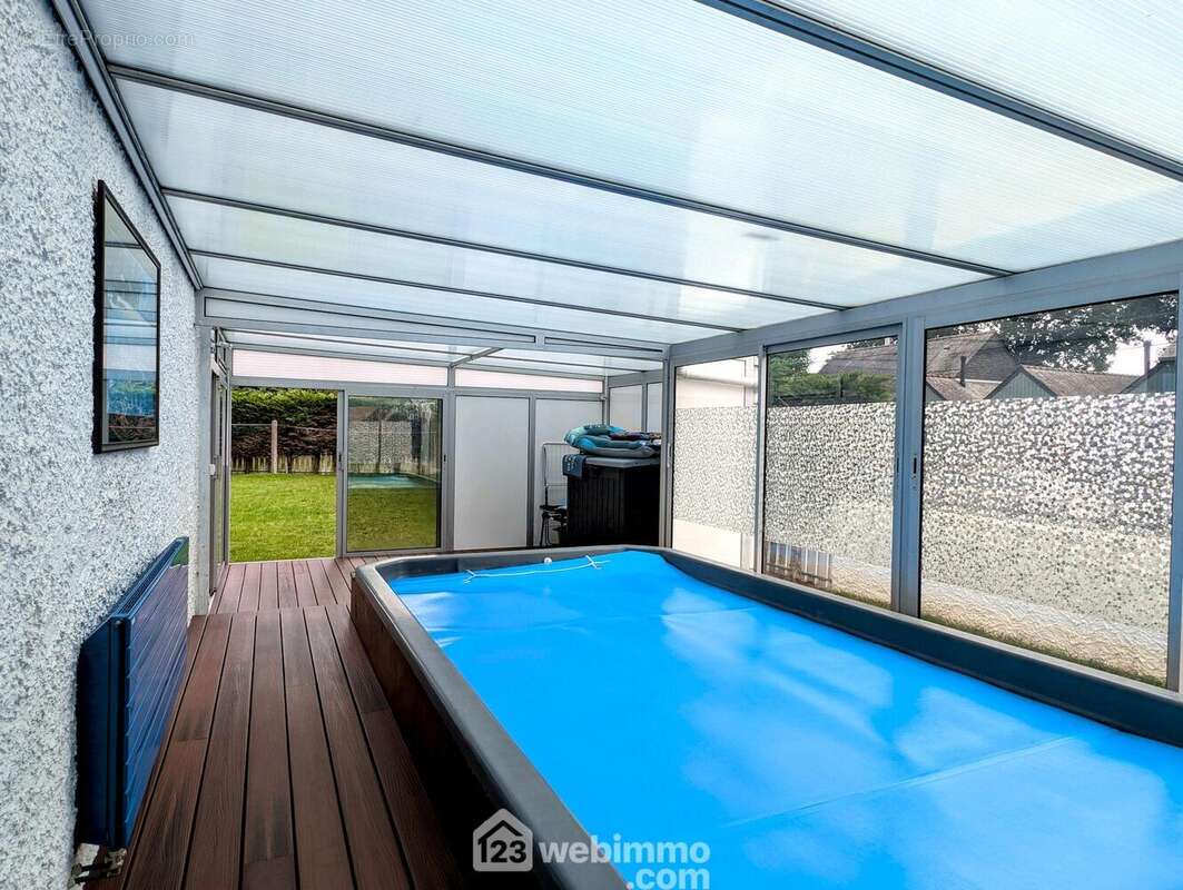 Maison à CARHAIX-PLOUGUER