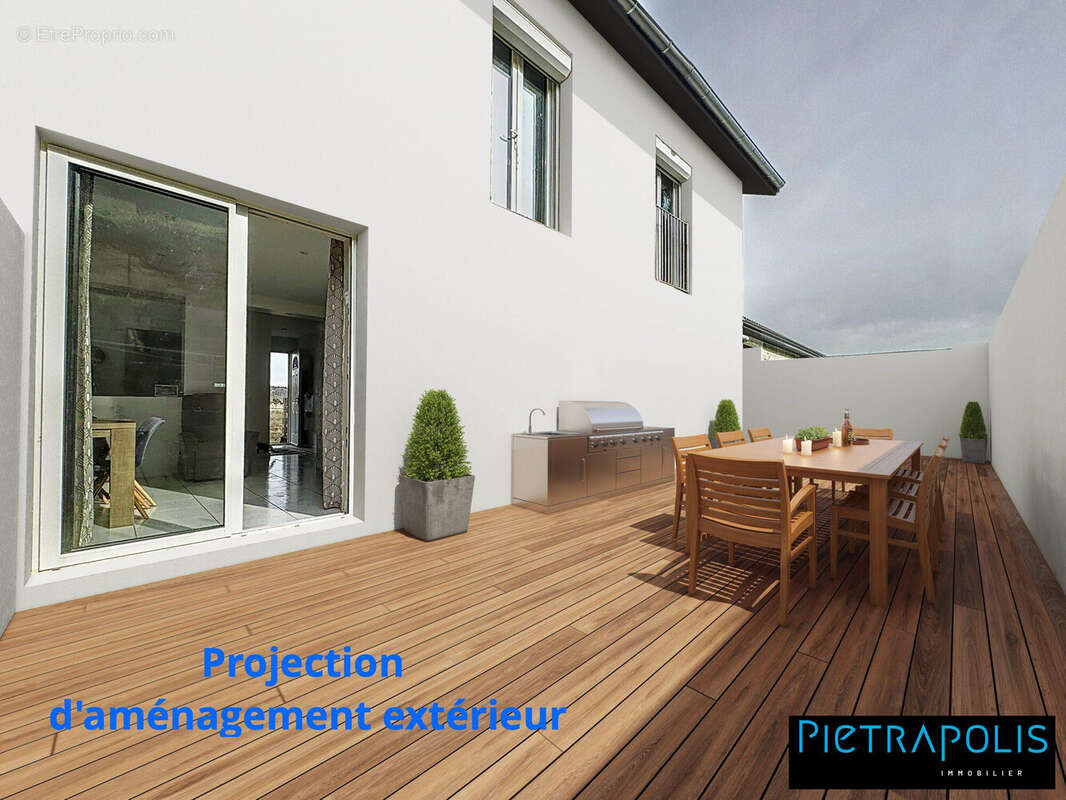 Maison à PONT-EVEQUE