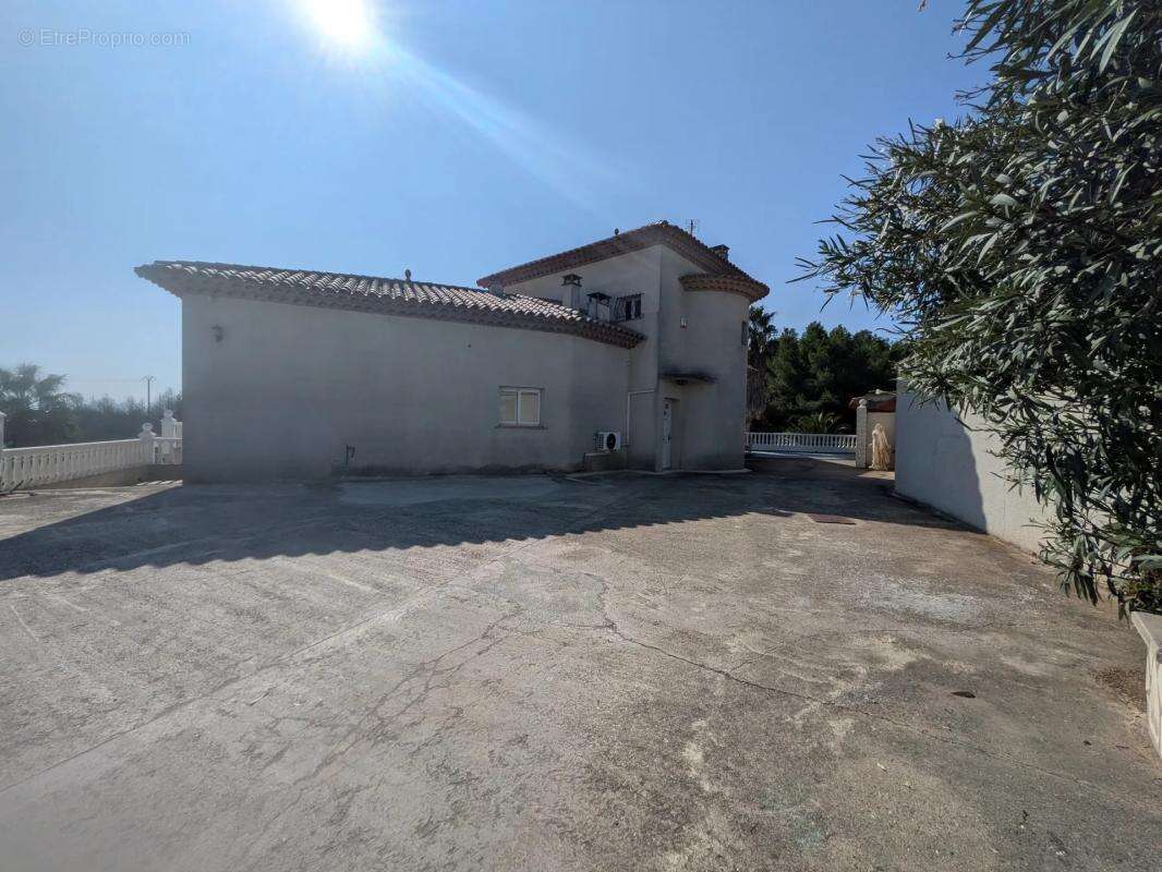 Maison à BAGES
