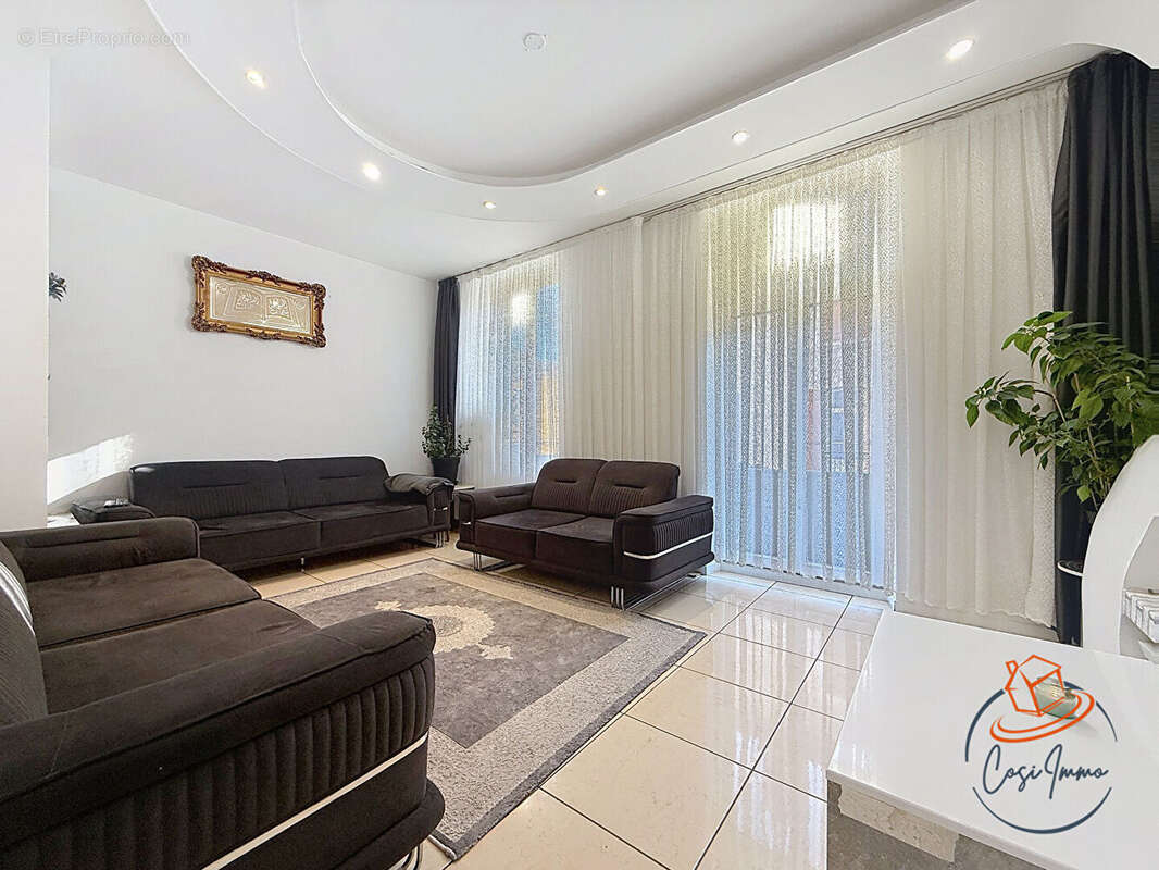 Maison à BELLEGARDE-SUR-VALSERINE