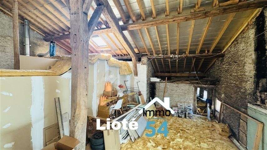 Appartement à VIRECOURT