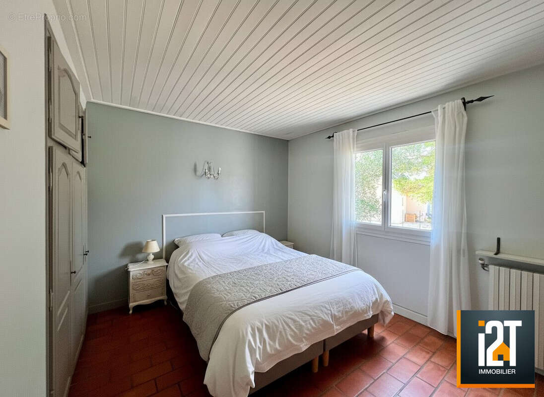 Maison 120 m² à Saint-Siffret  - photo 6