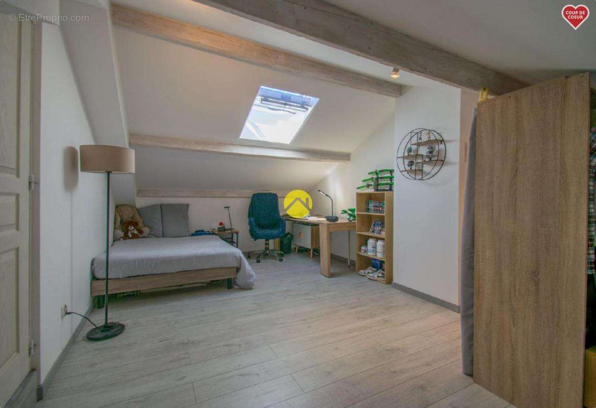 Maison à LE BUISSON-DE-CADOUIN