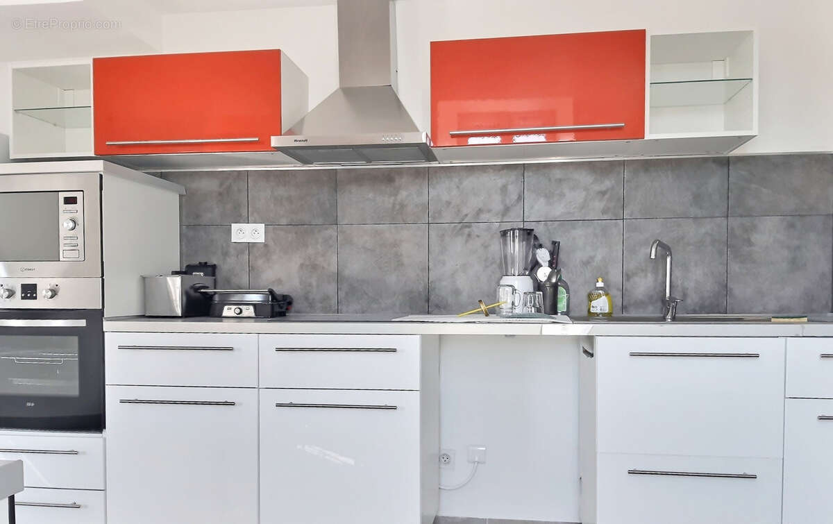 Appartement à MARSEILLE-15E