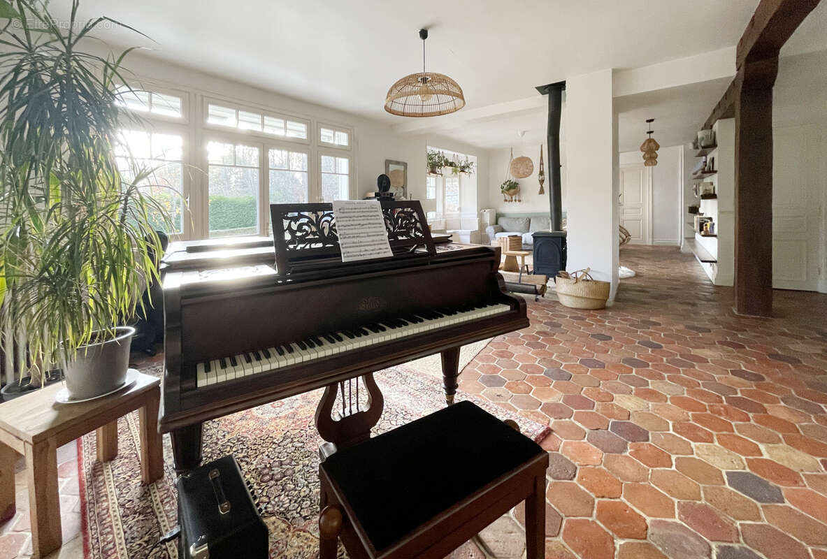 Maison à BOURRON-MARLOTTE