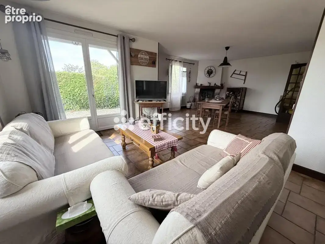 Maison 5 pièces 105 m² à vendre à Verteuil-Sur-Charente (16510) - photo 2