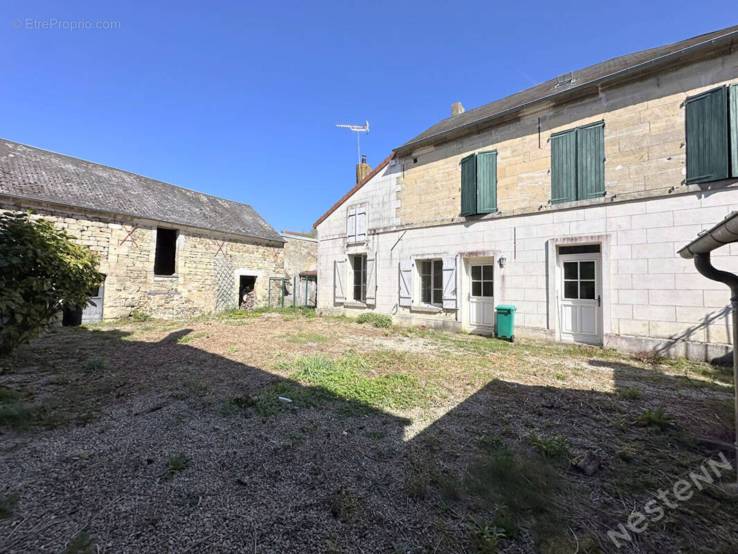 Maison à MONNEVILLE