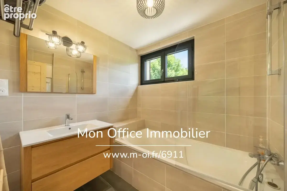 Référence : 6911-MTE. - Villa 183 m² - 2 appartements - vue imprenable montagnes - photo 9