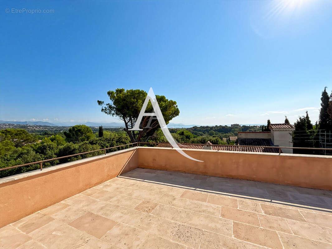 Maison à ANTIBES