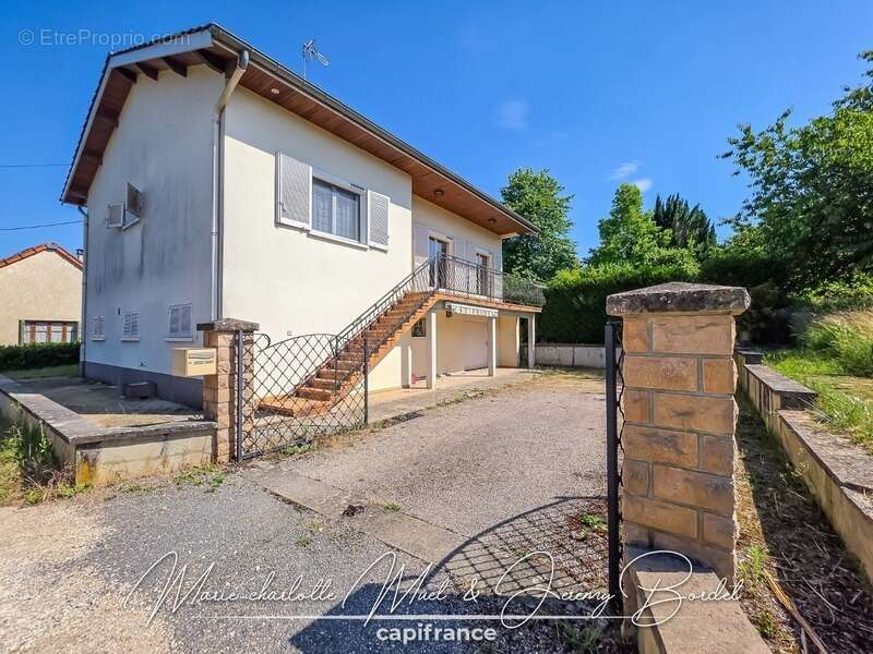 Maison 3 chambres, sur sous sol complet avec garage - photo 2