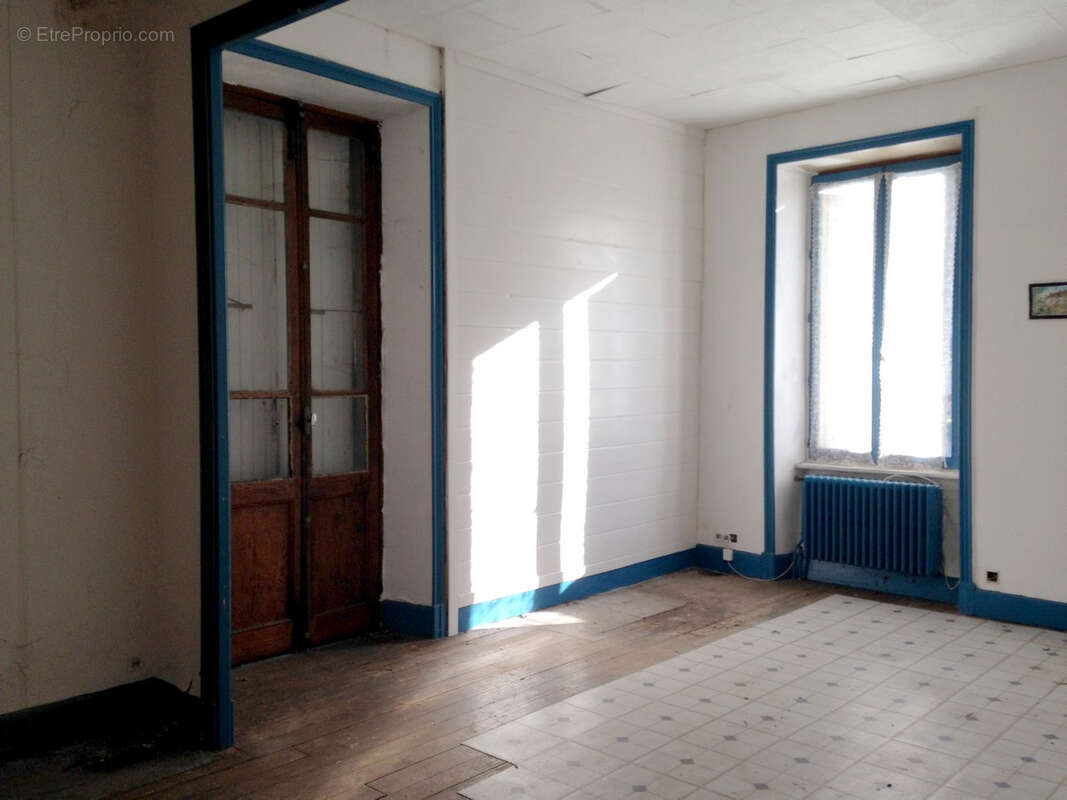Maison à LE CHEYLARD