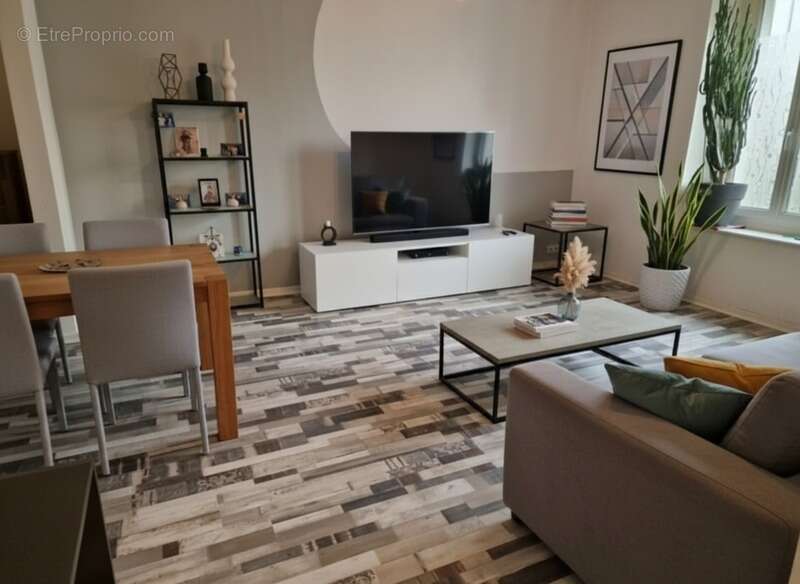 Appartement à THAON-LES-VOSGES