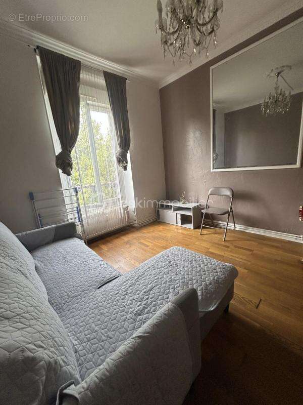 Appartement à CORBEIL-ESSONNES