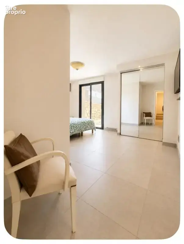 Maison 6 pièces 155 m² à vendre à Chasseneuil-Du-Poitou (86360) - photo 18