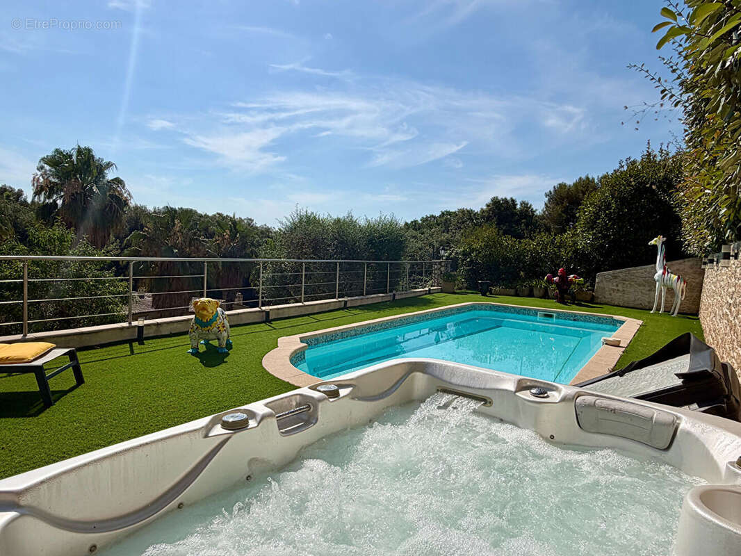 Cagnes sur mer - villa d'exception piscine - photo 4