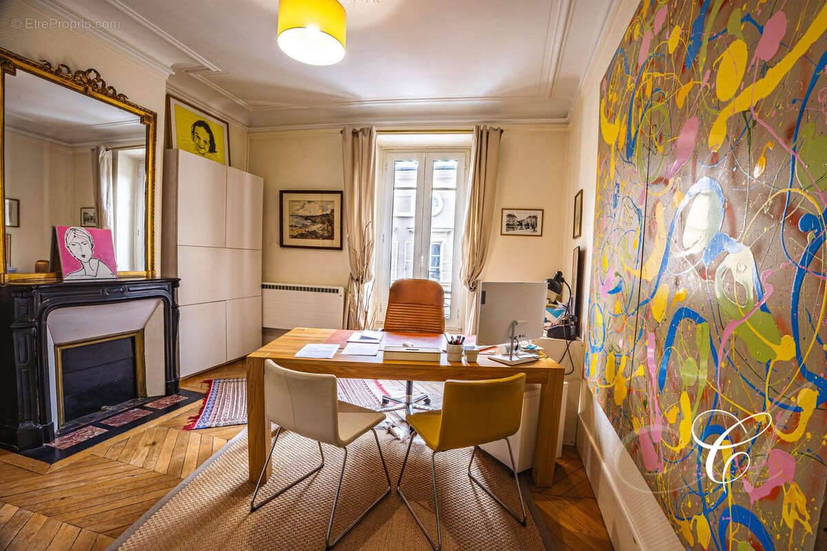 Appartement à VERSAILLES