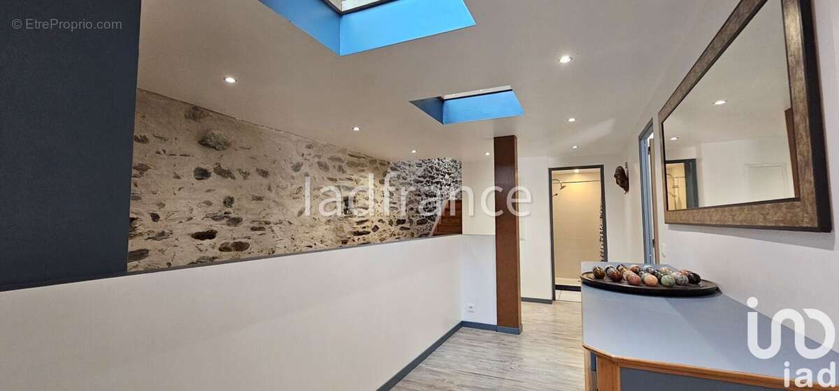 Maison 197 m² à Rigarda  - photo 8