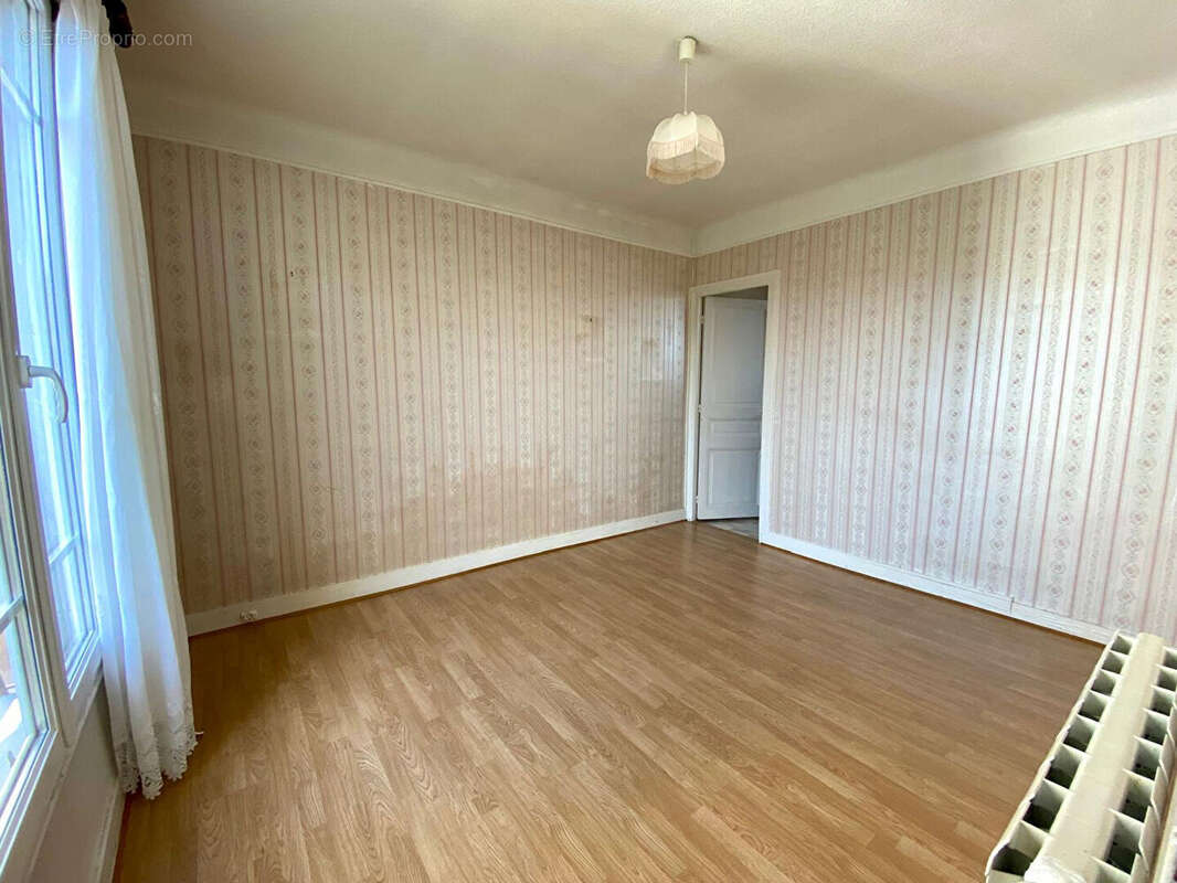 Maison à SARTROUVILLE