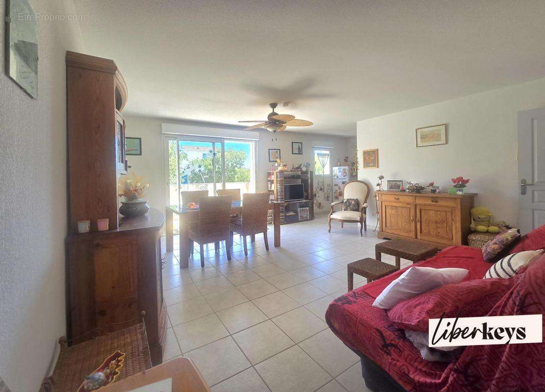 Appartement à CLARENSAC