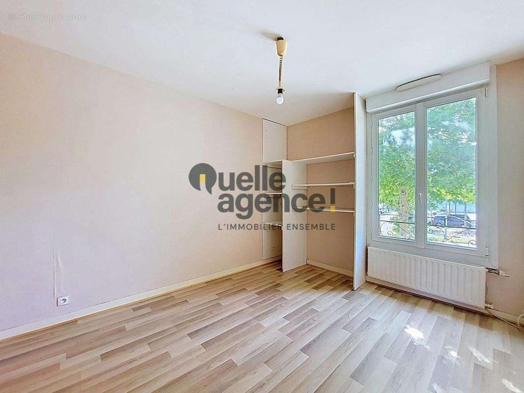 Brest rive gauche – Une maison pleine de potentiel avec 4 chambres et jardin - photo 12