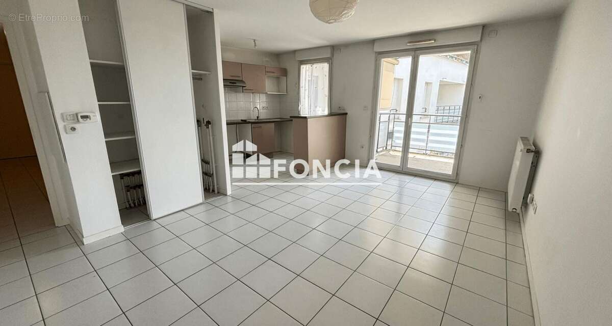 Appartement à COLOMIERS