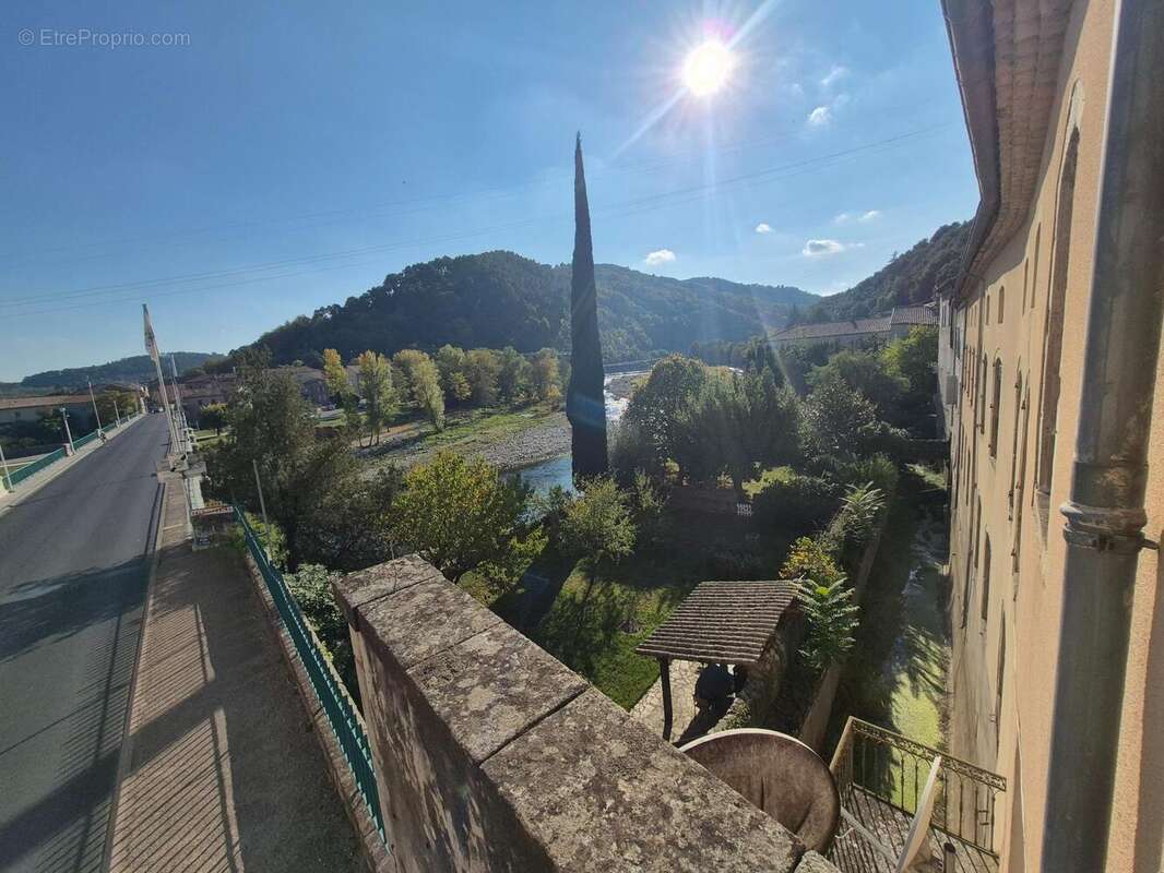 Appartement 70 m² à Vals-Les-Bains  - photo 5