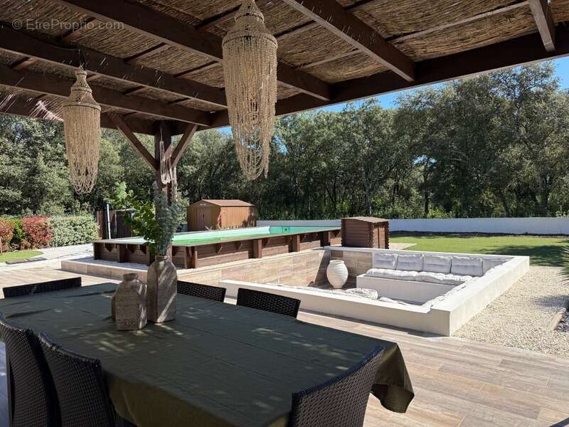 Maison à QUISSAC