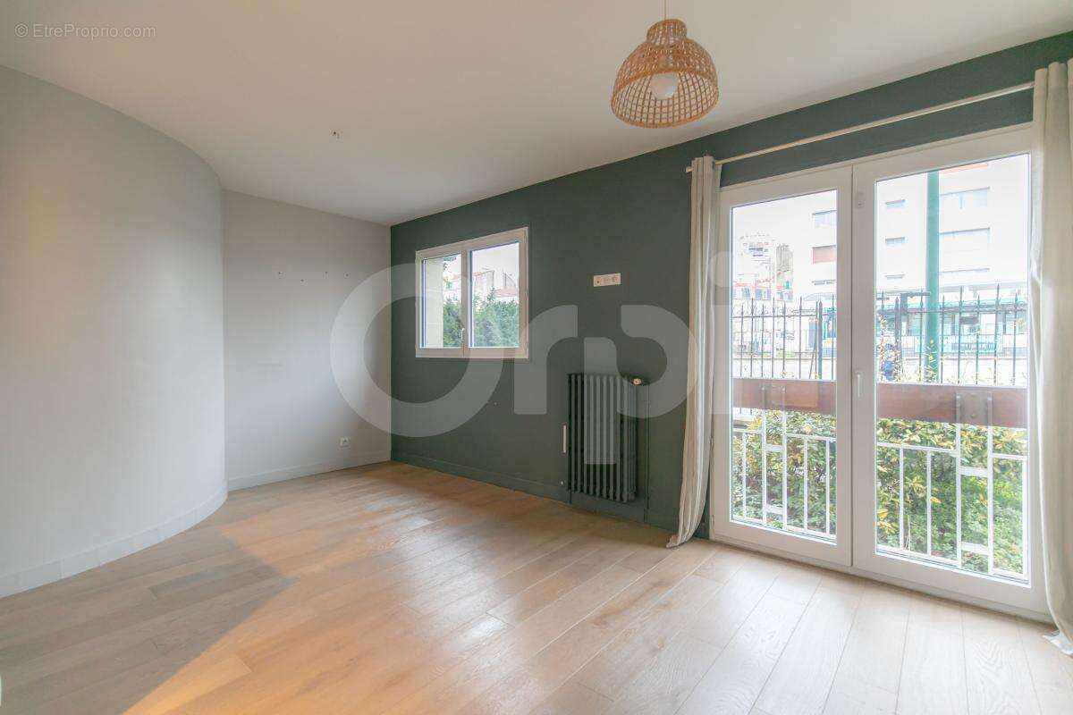 Appartement à NOGENT-SUR-MARNE