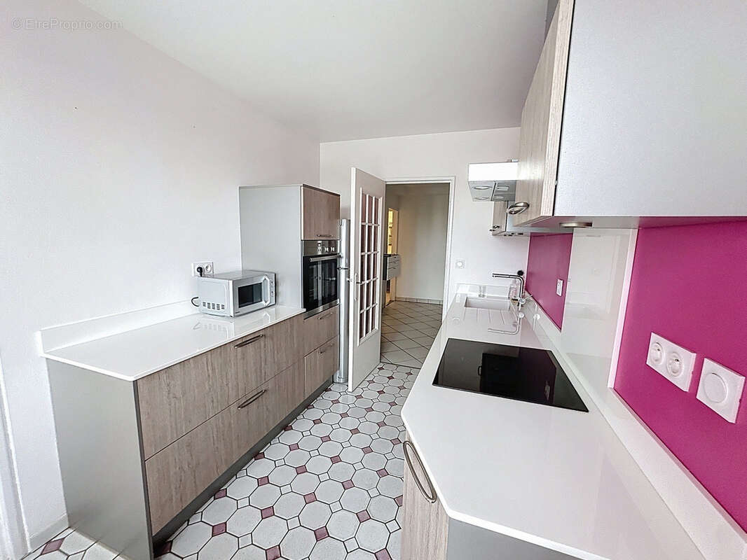 Appartement à SAINT-ETIENNE