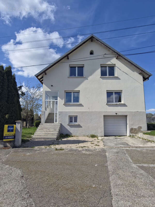 Maison à CHARQUEMONT