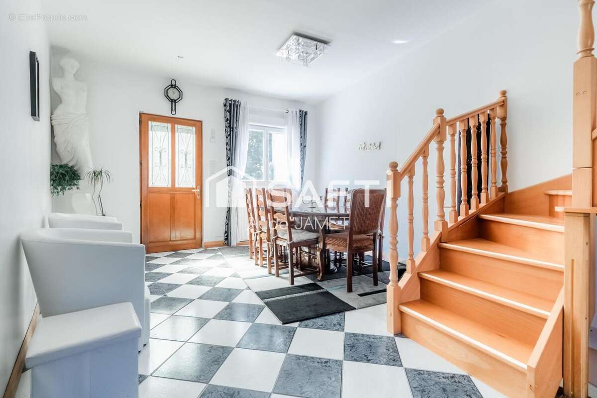 Photo 8 - Maison à VIROFLAY