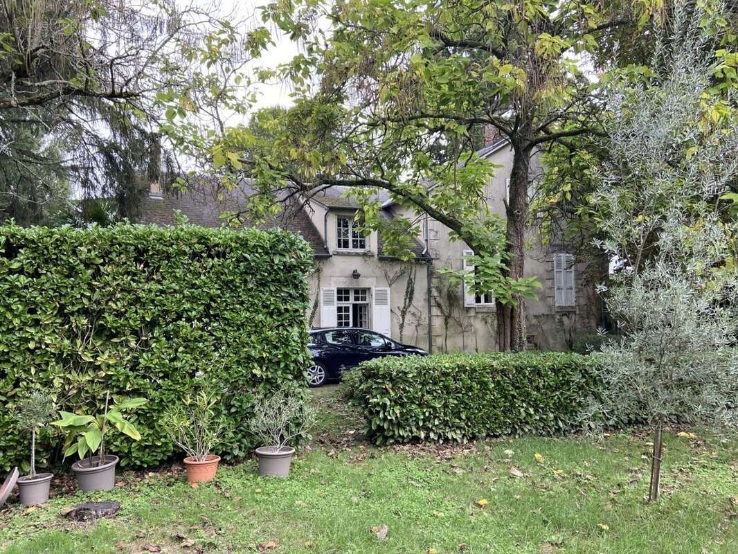 Maison à LA CHAPELLE-MONTLINARD