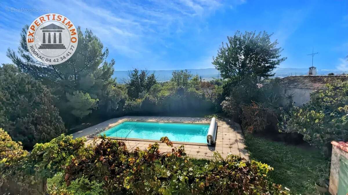 Appartement à ROGNAC