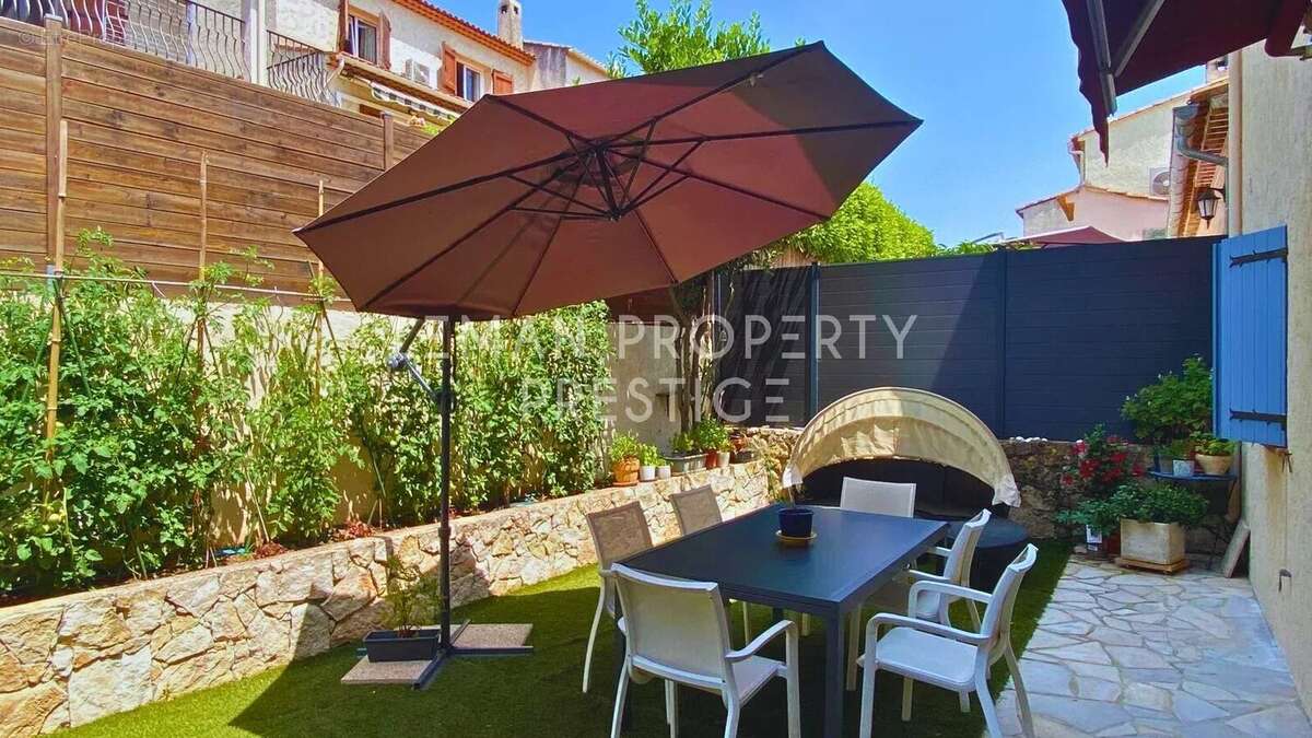 Maison à PEYMEINADE