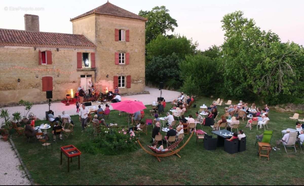 Un Domaine sur la Colline - photo 34