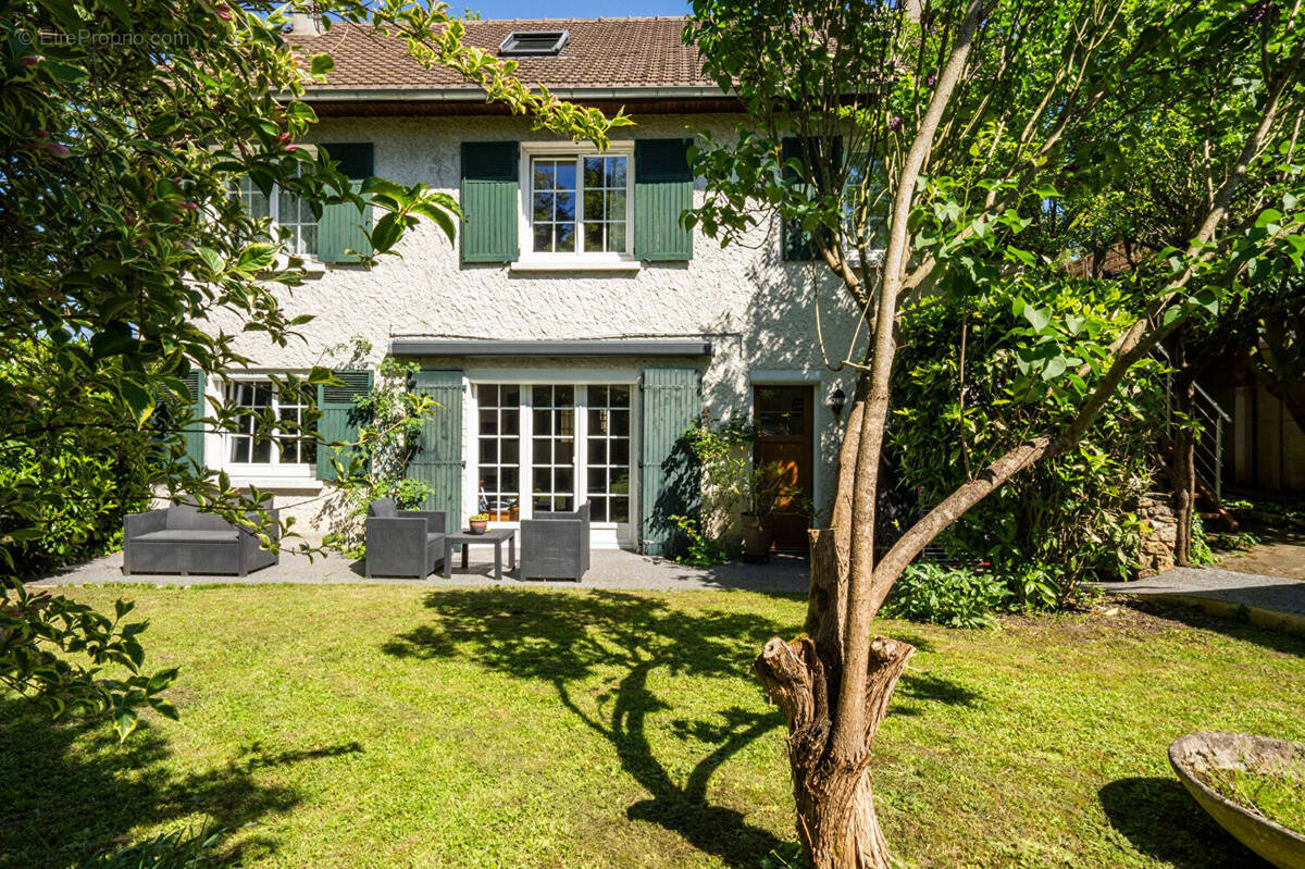 Maison à LAGNY-SUR-MARNE