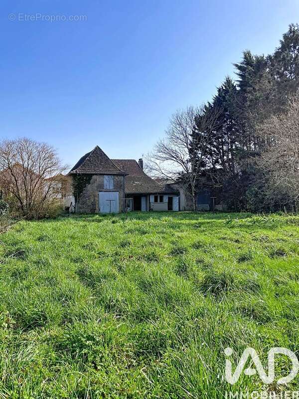 Maison 136 m² à Sault-De-Navailles  - photo 5