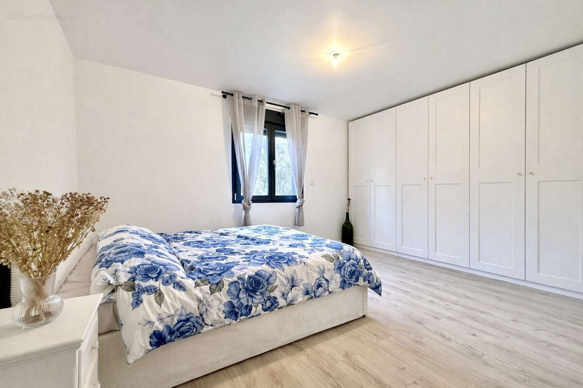 Maison 152 m² à Abrest  - photo 4