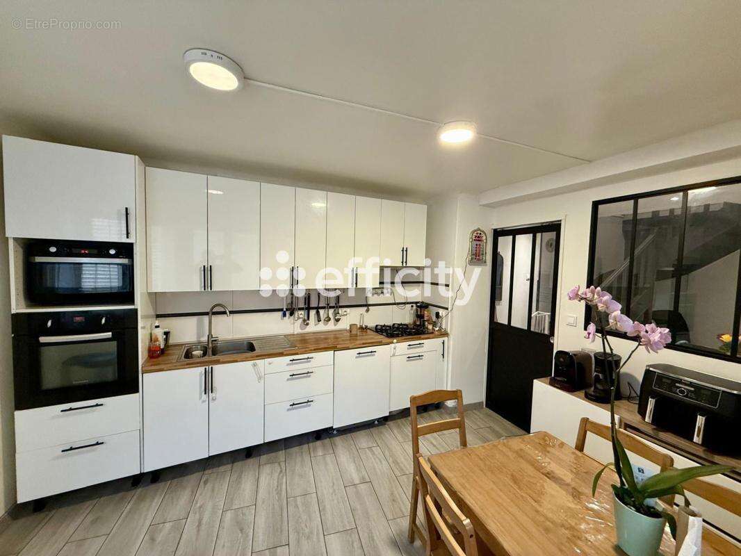 Maison à SAINT-JUST-EN-CHAUSSEE